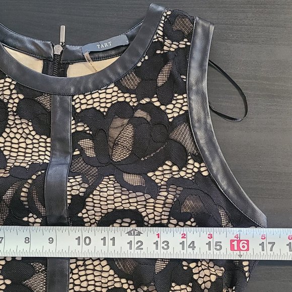 Tart Black Lace Overlay Floral Crew Neck Above Knee Sz Small Dress - Picture 6 of 7